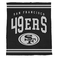 Pegasus  San Francisco 49ers 50" x 60" Midnight Logo Cozy Knit Blanket