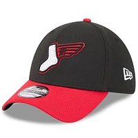 Men's New Era Black/Red Chicago White Sox 2025 City Connect Alternate 39THIRTY Flex Hat