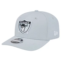 Men's New Era Gray Oakland Raiders Gridiron Classics 9SEVENTY Stretch-Snap Hat