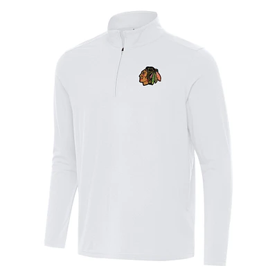 Men's Antigua White Chicago Blackhawks Intent Quarter-Zip Top