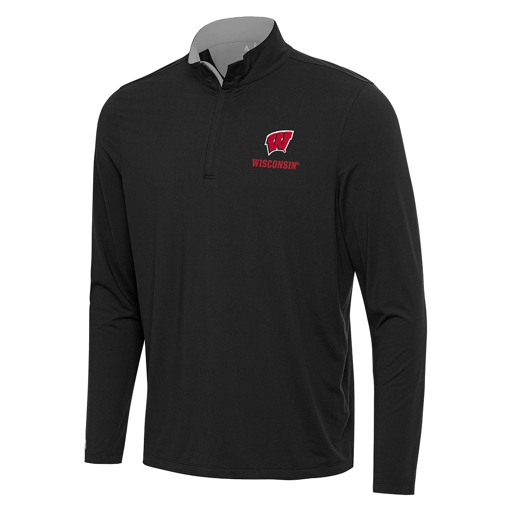 Men's Antigua Black/Gray Wisconsin Badgers Content Quarter-Zip Pullover Top