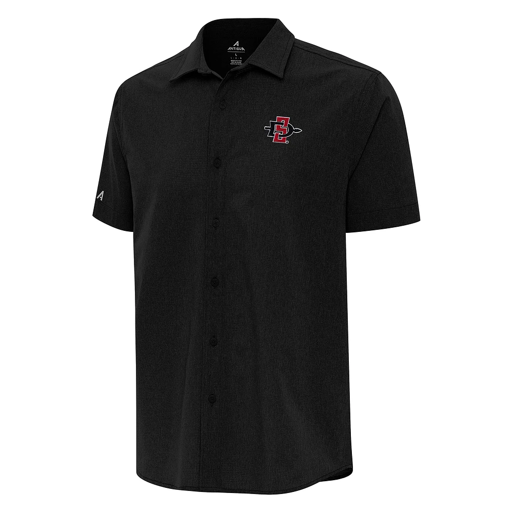 Men's Antigua Black San Diego State Aztecs Activate Woven Short Sleeve Button-Up Shirt