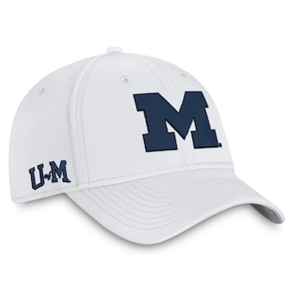 Men's Top of the World  White Michigan Wolverines Reflex Logo Flex Hat