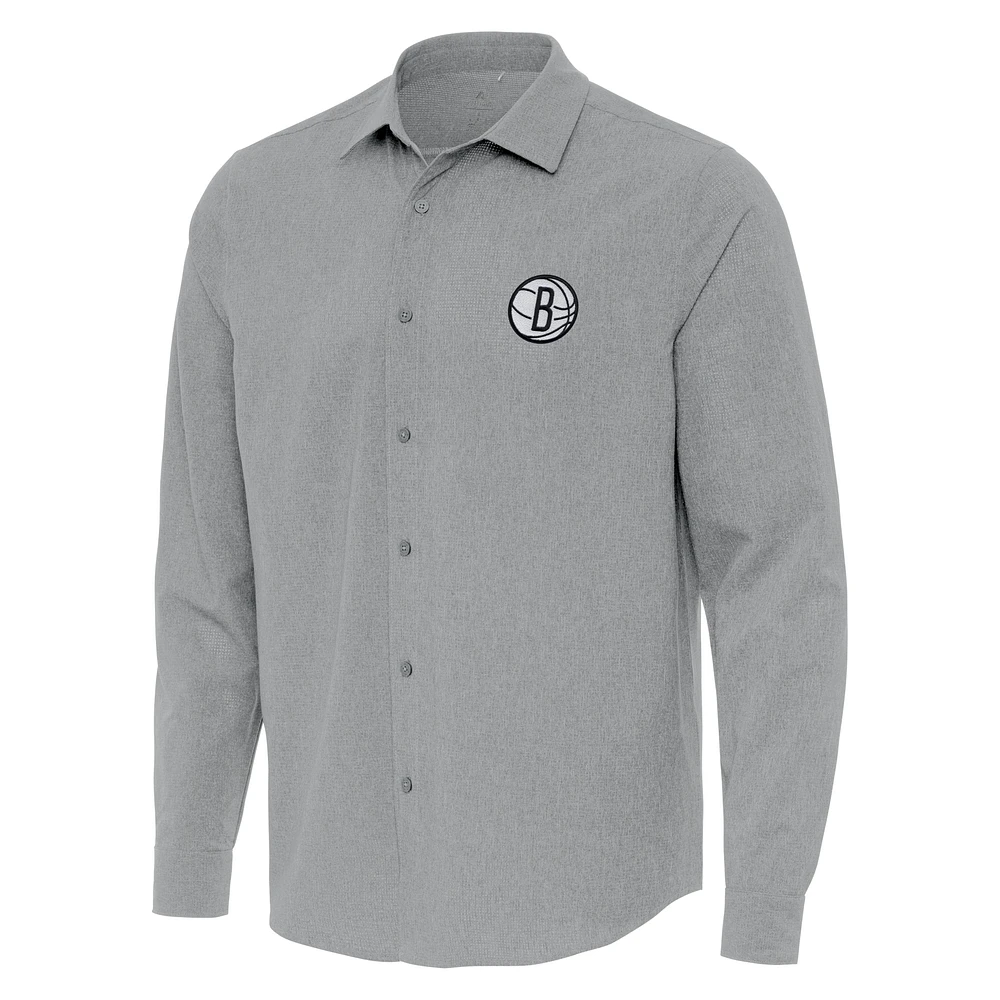 Men's Antigua Gray Brooklyn Nets Exposure Woven Long Sleeve Button-Up Shirt
