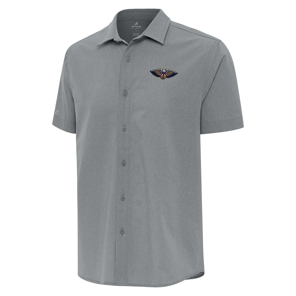 Men's Antigua Gray New Orleans Pelicans Activate Woven Short Sleeve Button-Up Shirt