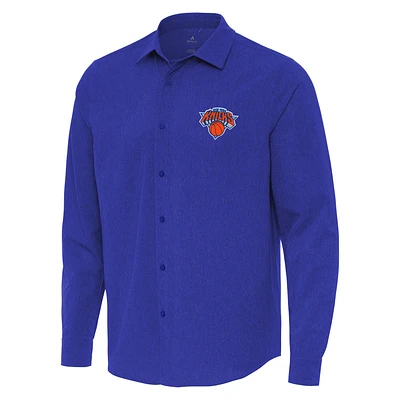 Men's Antigua New York Knicks Exposure Woven Long Sleeve Button-Up Shirt