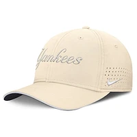 Men's Nike  Cream New York Yankees Rise Performance Flex Hat