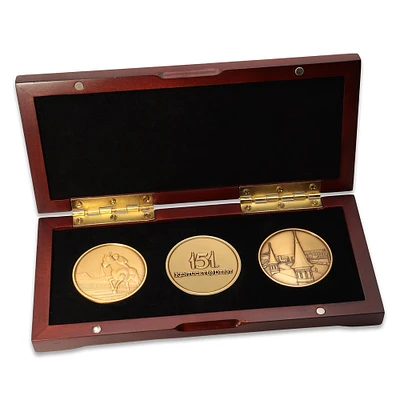 Kentucky Derby 151 Three-Coin Set with Wood Box