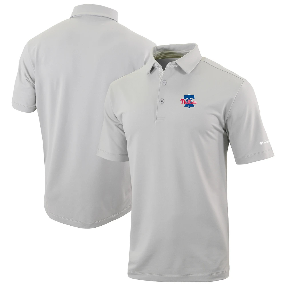 Men's Columbia Gray Philadelphia Phillies Omni-Wick Even Lie Polo