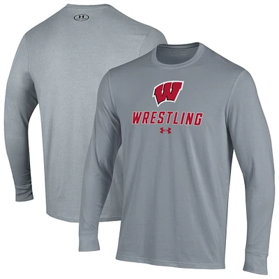 Men's Under Armour Gray Wisconsin Badgers Wrestling Performance Long Sleeve T-Shirt