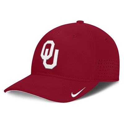 Men's Nike Crimson Oklahoma Sooners 2025 On-Field Gameday Performance Flex Hat