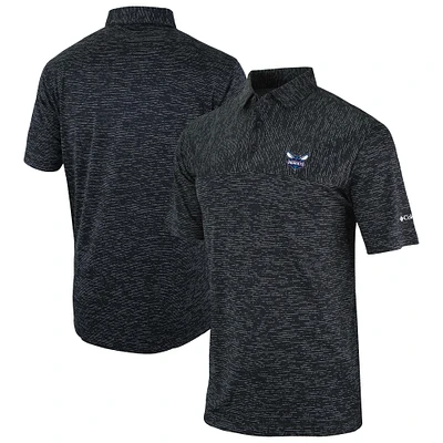 Men's Columbia Black Charlotte Hornets Omni-Wick Heading Out Polo