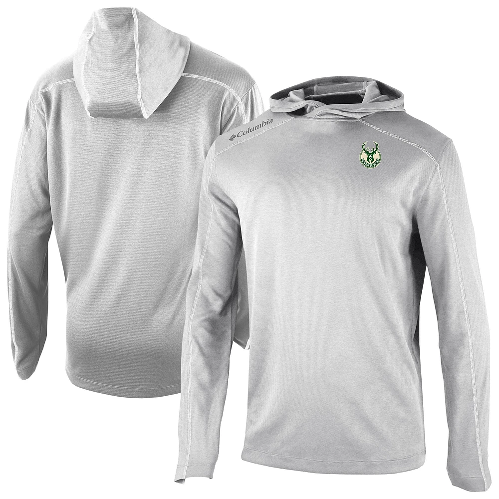Men's Columbia Gray Milwaukee Bucks Omni-Wick Shotgun Pullover Hoodie
