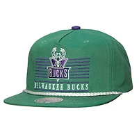 Men's Mitchell & Ness Green Milwaukee Bucks Ascend Deadstock Snapback Hat