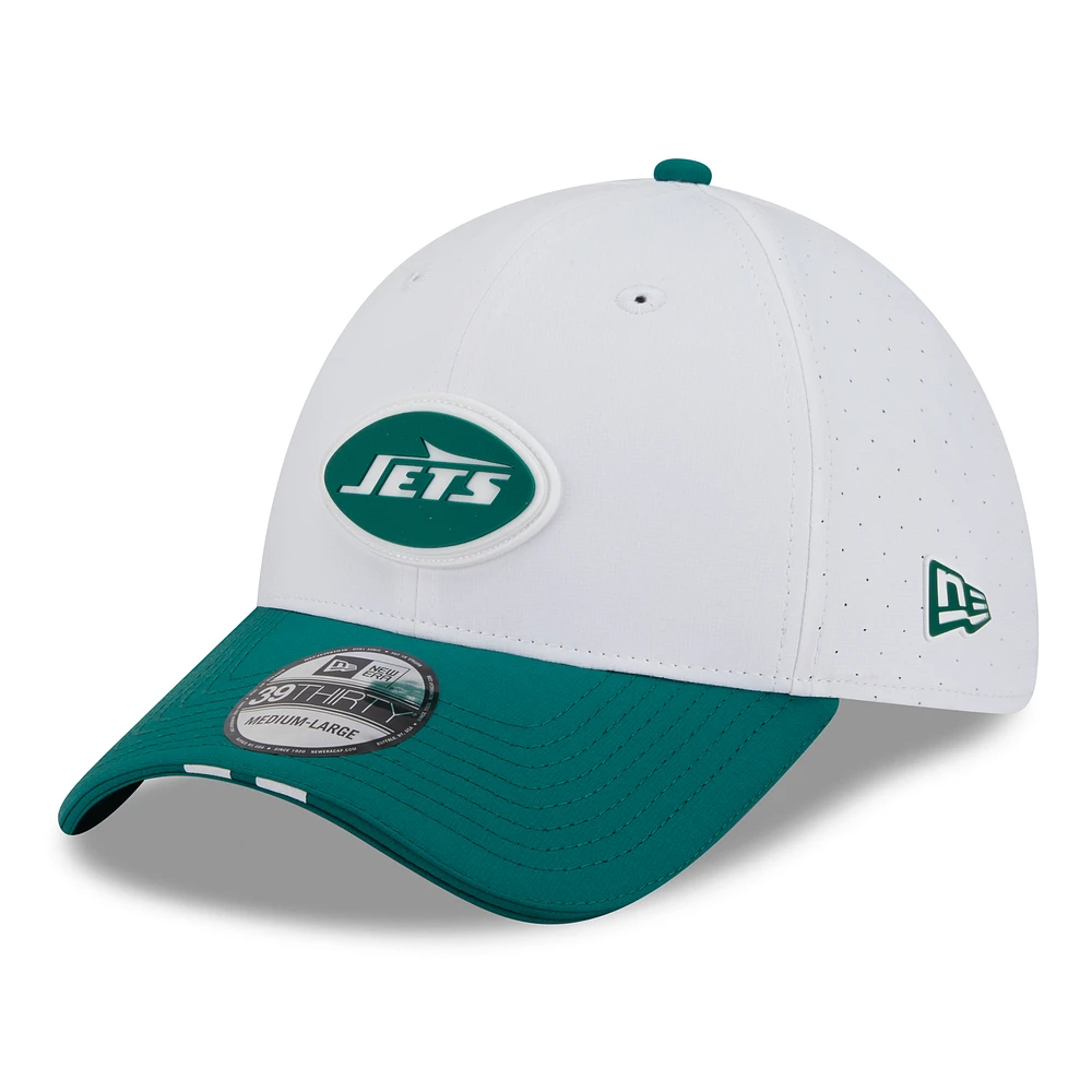 Men's New Era White/Green York Jets 2025 NFL Training Camp 39THIRTY Flex Hat