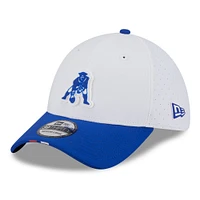 Men's New Era  White/Royal England Patriots 2025 NFL Training Camp Throwback Logo 39THIRTY Flex Hat