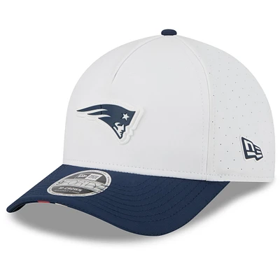 Men's New Era  White/Navy New England Patriots 2025 NFL Training Camp A-Frame 9FORTY Adjustable Hat