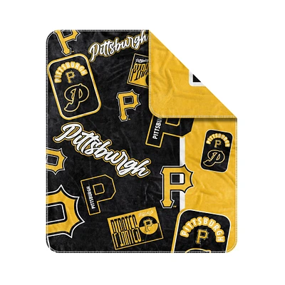 Pittsburgh Pirates 50" x 60" Dream Weave Throw Blanket