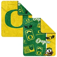 Oregon Ducks 50” x 60” Dream Weave Throw Blanket