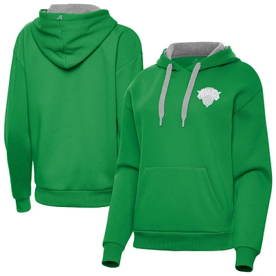 Women's Antigua Kelly Green New York Knicks St. Patrick's Day Victory Pullover Hoodie