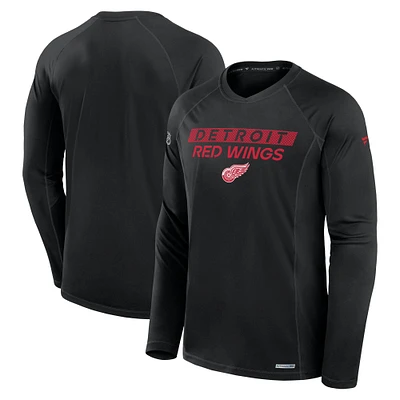 Men's Fanatics Black Detroit Red Wings Authentic Pro Rink Tech Raglan Long Sleeve T-Shirt