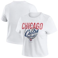 Women's WEAR by Erin Andrews  White Chicago Cubs Distressed Cropped Baby T-Shirt