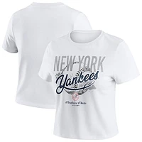 Women's WEAR by Erin Andrews  White New York Yankees Distressed Cropped Baby T-Shirt