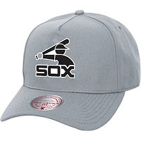 Unisex Mitchell & Ness  Gray Chicago White Sox Basic Coop Pro Adjustable Hat
