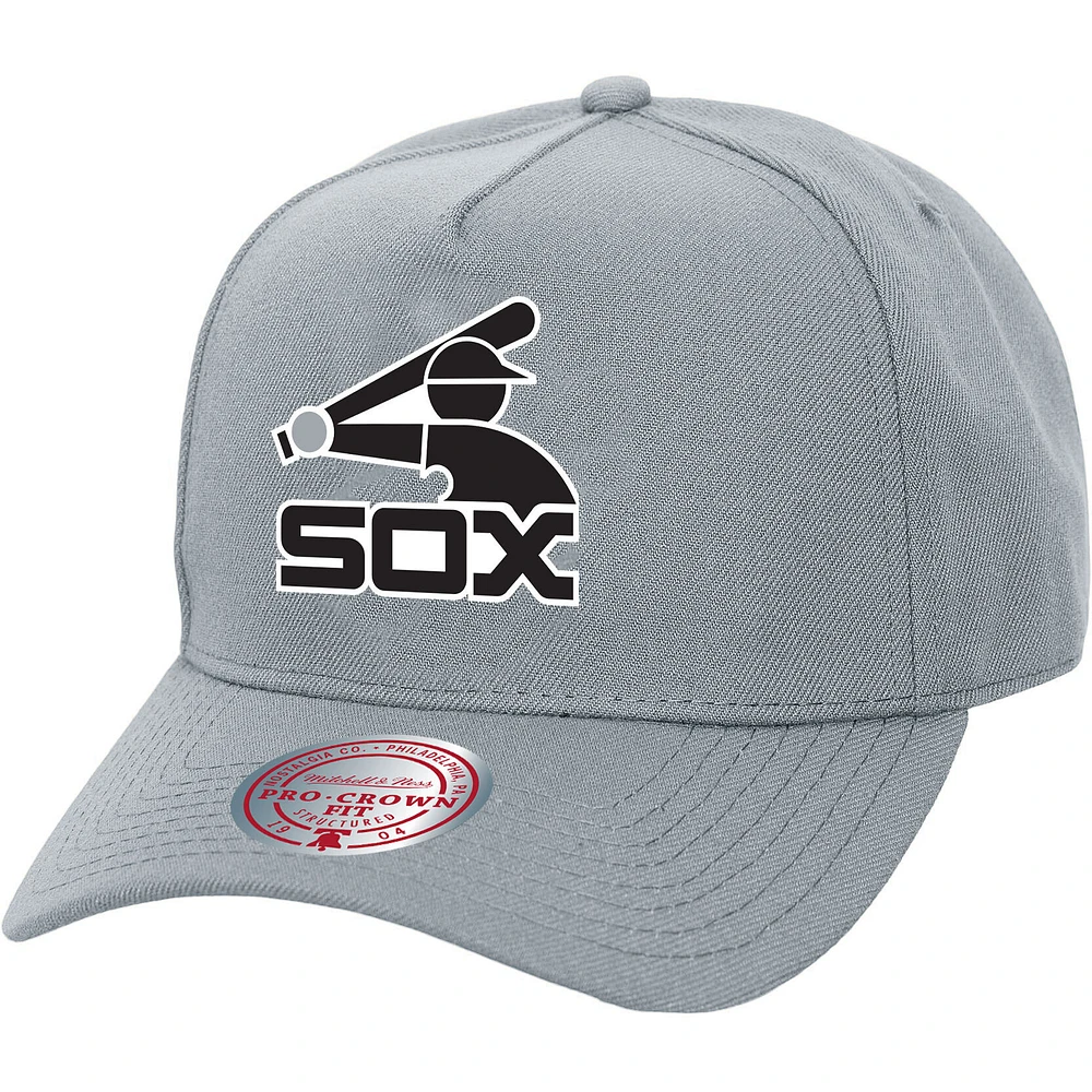 Unisex Mitchell & Ness Gray Chicago White Sox Basic Coop Pro Adjustable Hat