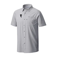 Men's Columbia Atlanta Falcons Slack Tide Omni-Wick Throwback Logo Button-Up Camp Shirt