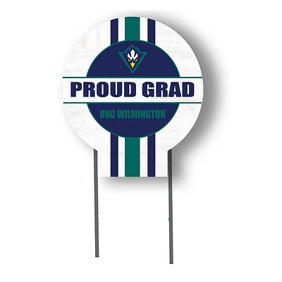 UNC Wilmington Seahawks Proud Grad 20" x 20" Circle Yard Sign with Stakes