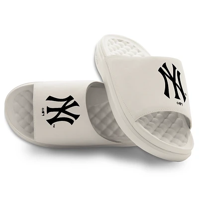 Unisex ISlide Cream New York Yankees Alternate Motive Slide Sandals