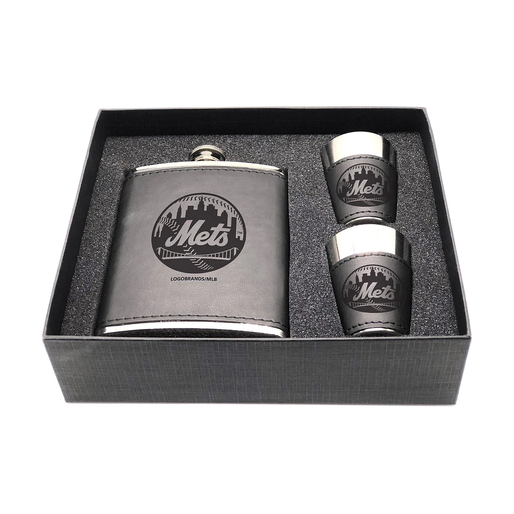 New York Mets Three-Piece Leather Flask & Shot Glass Set