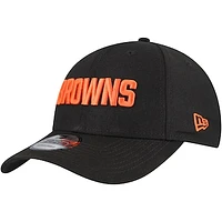 Men's New Era Black Cleveland Browns Throwback Logo Momentum 9FORTY Adjustable Snapback Hat