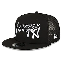 Men's New Era Black New York Yankees Street Trucker 9FIFTY Snapback Hat