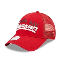 Women's New Era   Red Tampa Bay Buccaneers Team Trucker 9FORTY Snapback Hat