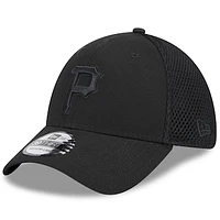 Men's New Era Black Pittsburgh Pirates Tonal Team Neo 39THIRTY Flex Hat