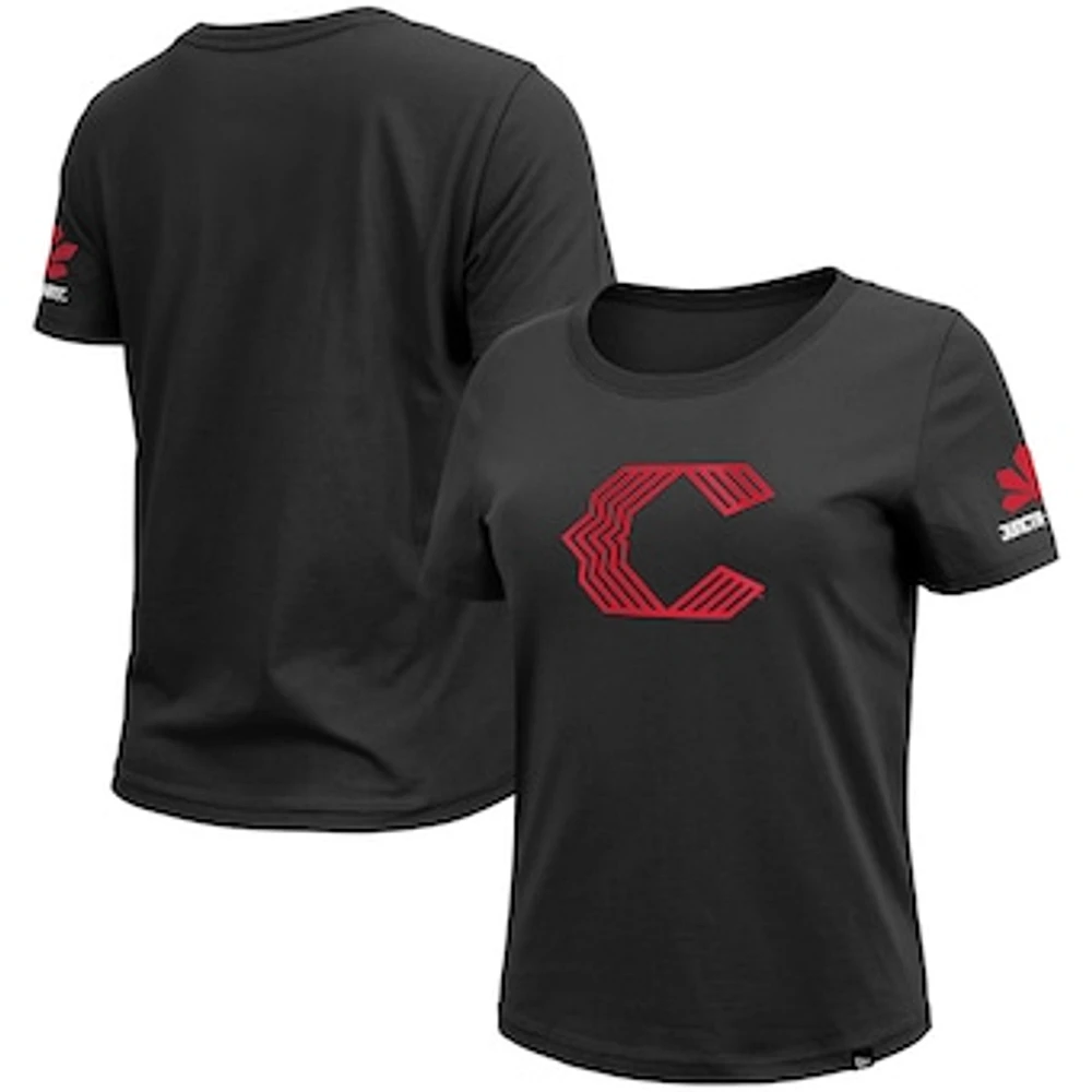 Women's New Era  Black Cincinnati Reds 2023 City Connect Cap Logo T-Shirt