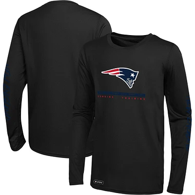 Men's Black New England Patriots Agility Long Sleeve T-Shirt