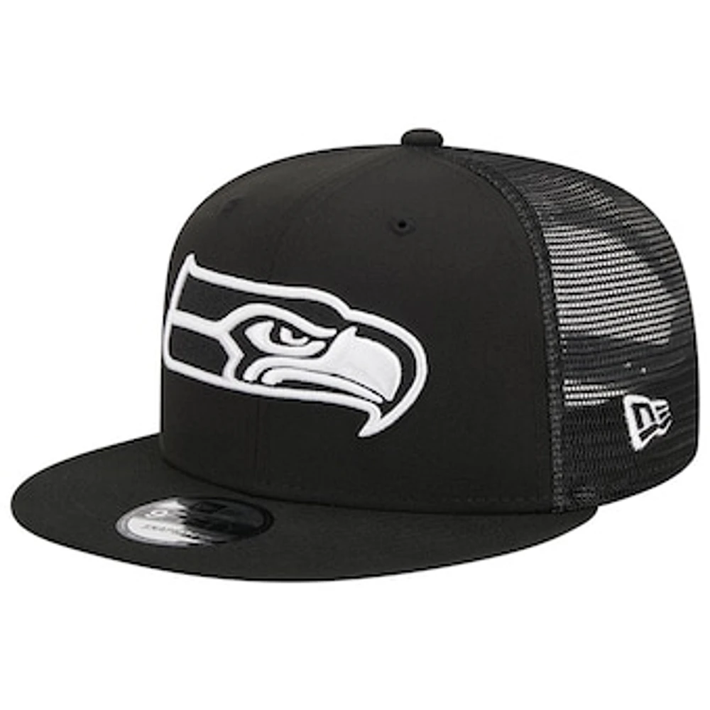 Men's New Era Black Seattle Seahawks  Main Trucker 9FIFTY Snapback Hat