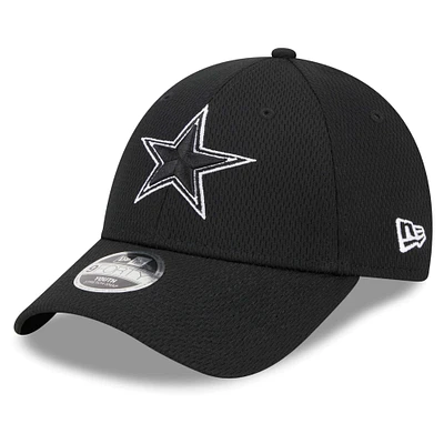 Youth New Era Black Dallas Cowboys Evergreen Main B-Dub 9FORTY Adjustable Hat