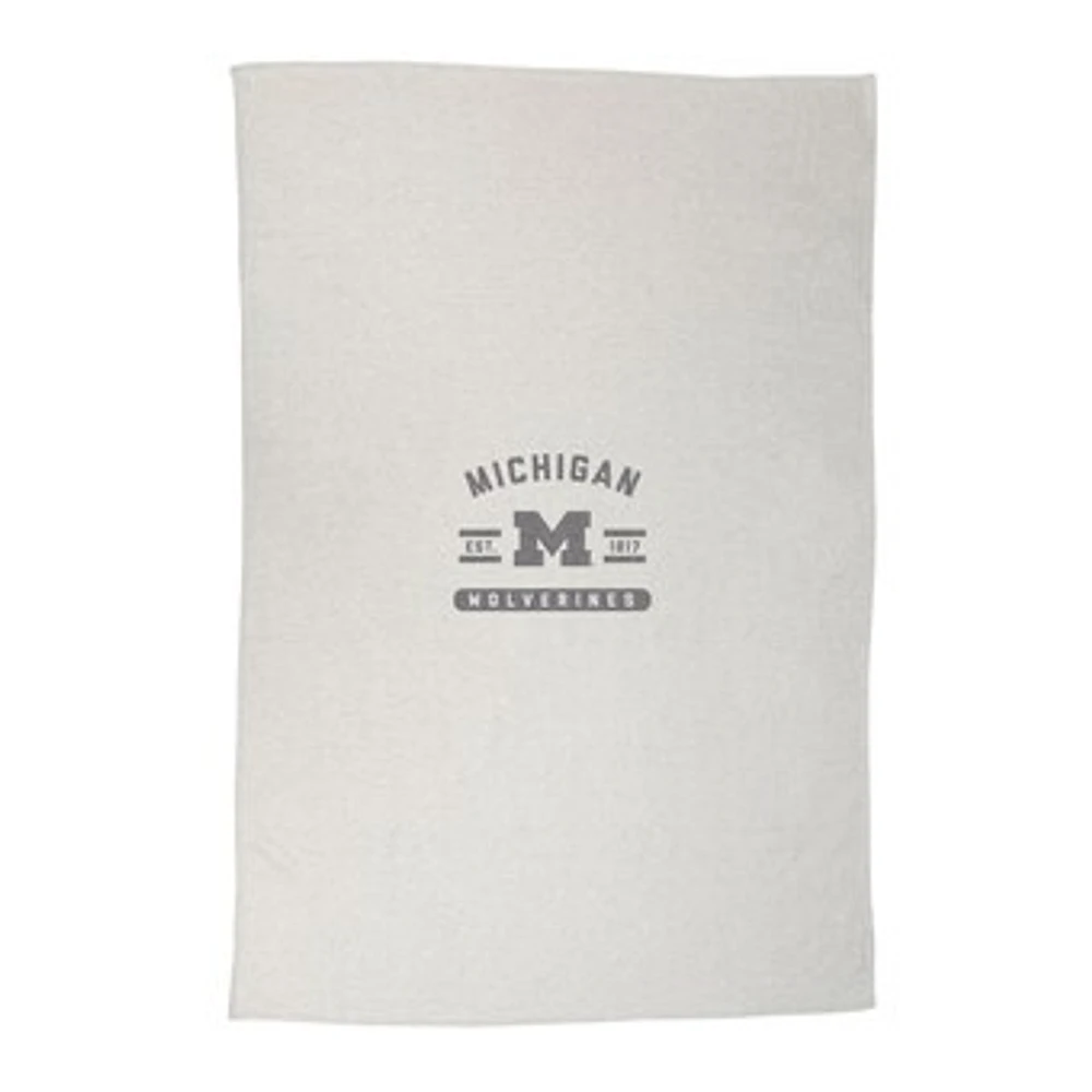 Michigan Wolverines 54'' x 84'' Sweatshirt Blanket