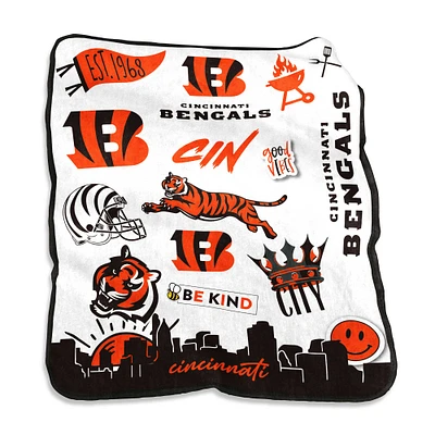 Cincinnati Bengals 50'' x 60'' Native Raschel Plush Throw Blanket