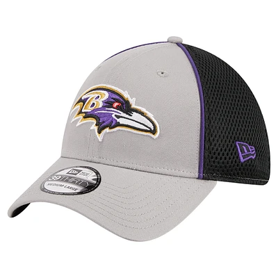 Men's New Era Gray/Black Baltimore Ravens  Pipe 39THIRTY Flex Hat