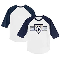 Youth Tiny Turnip White/Navy New York Yankees Base Stripe 3/4-Sleeve Raglan T-Shirt