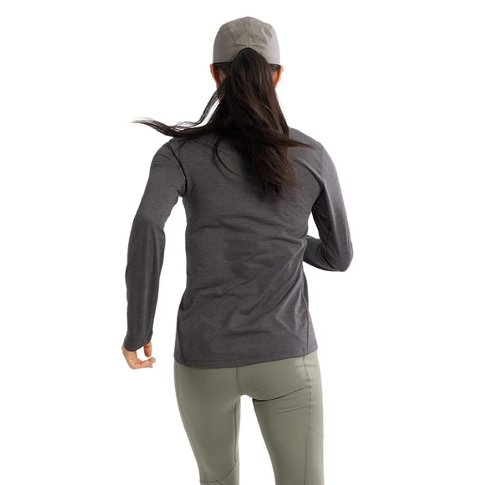 Taema - Women's Long-Sleeved Shirt