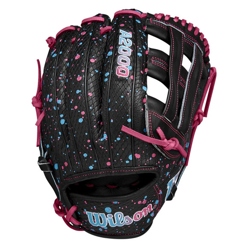A2000 Elly DeLaCruz Game Model  (12") - Senior's Baseball Fielder's Glove