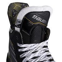 S24 Supreme M40 - Senior Hockey Skates