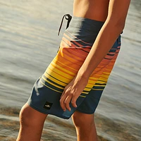 Hyperfreak Heat Stripe Line 16 - Boys' Board Shorts