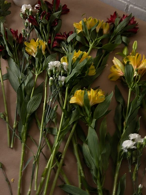 Tickets: FOUNT X The Sis Kiss Mother's Day Bouquet Making Event